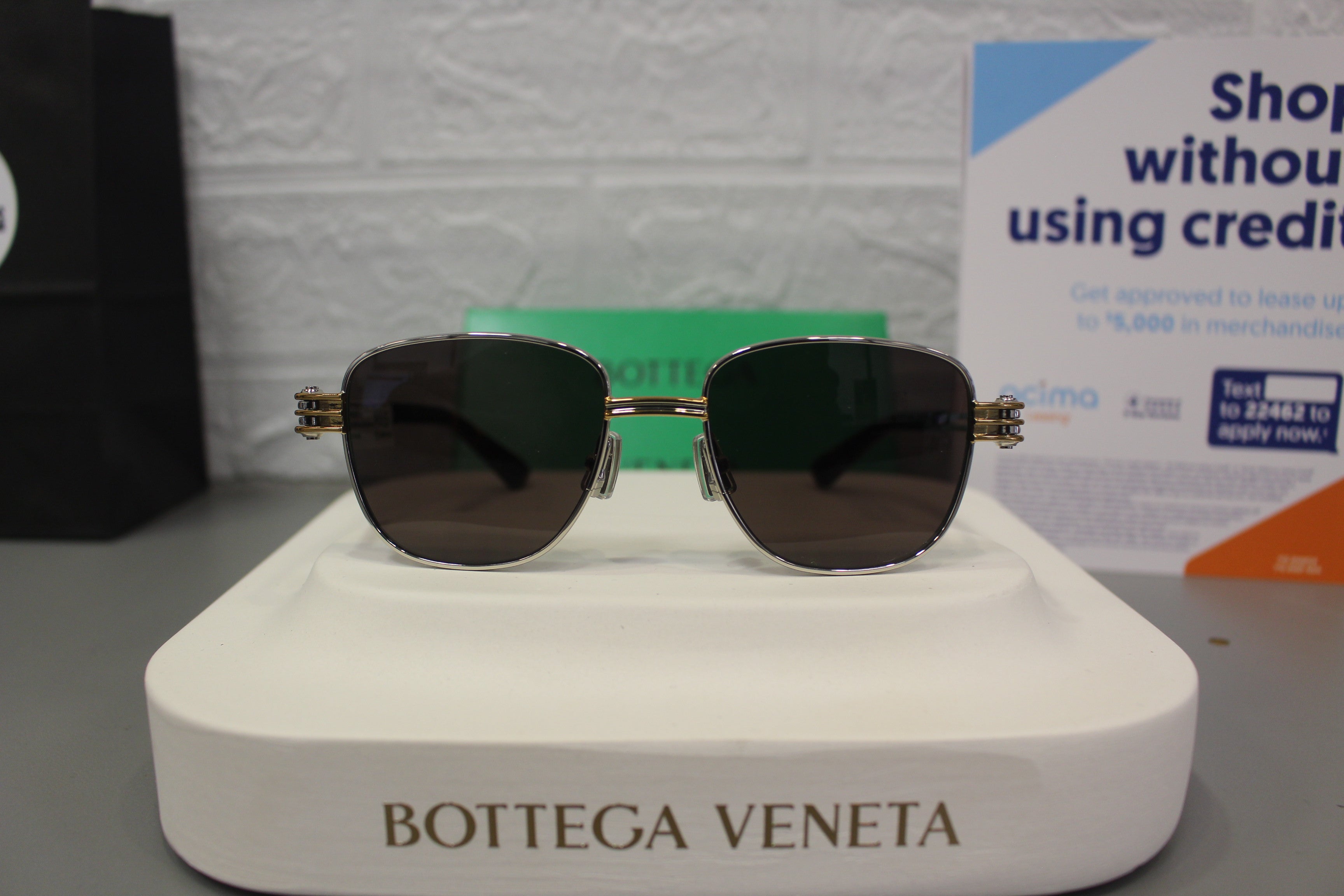 Bottega Veneta BV1380S-001 Sunglasses – Unisex Luxury Eyewear